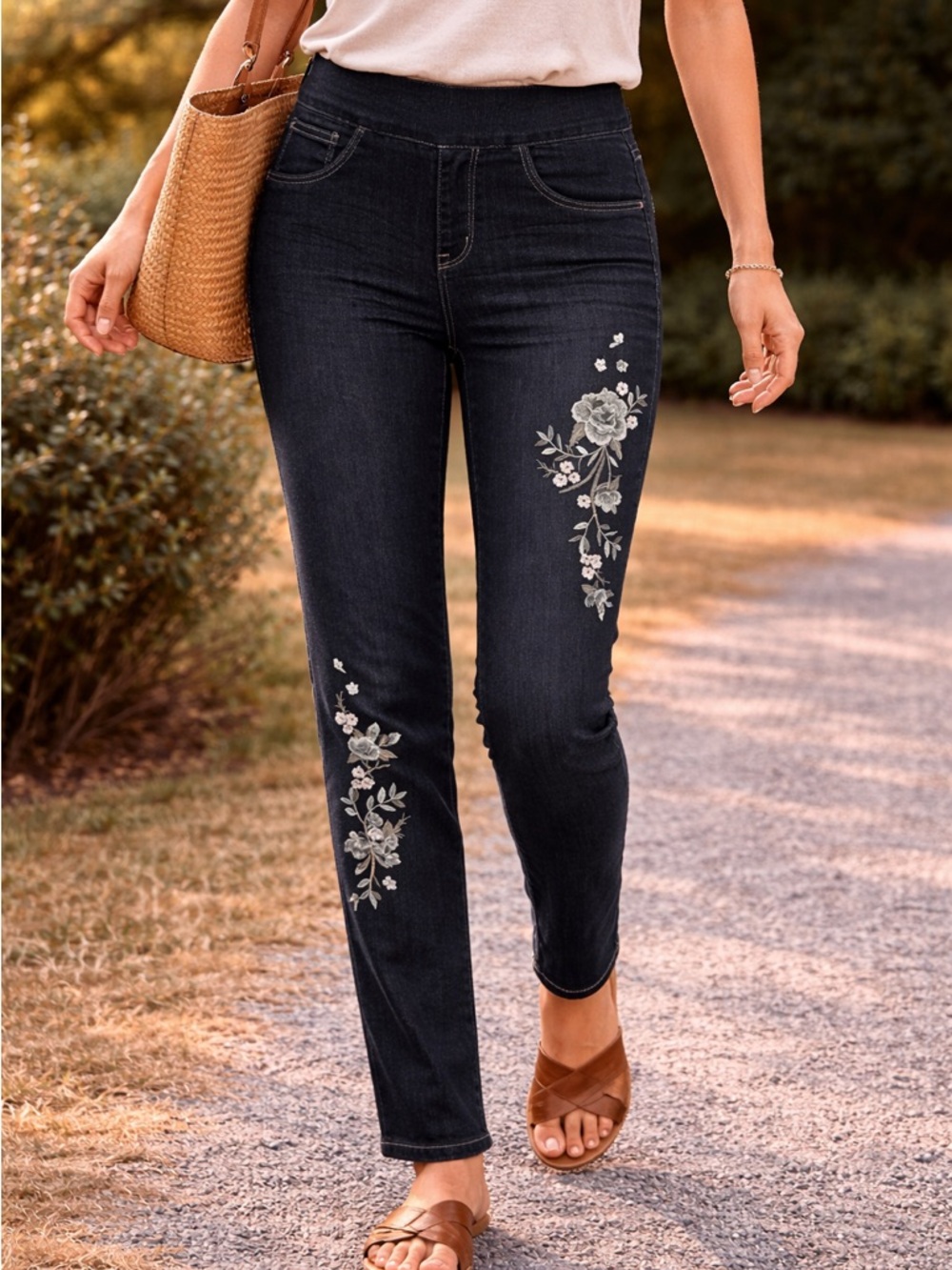 Soundstyle Pull On Jeggings Small Dark Wash Stretch Denim Floral Detail